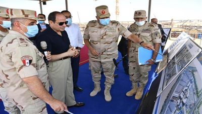 بالصور.. الرئيس السيسي يتفقد دار الأوبرا والبرلمان وعددًا من المنشآت بالعاصمة الإدارية