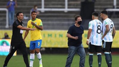 عاجل|  لاعبو منتخب الأرجنتين يغادرون أرض الملعب خلال مواجهة البرازيل