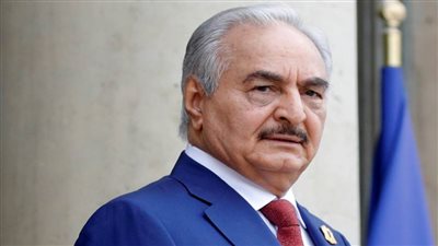 المشير خليفة حفتر يؤكد على أهمية الاستقرار في ليبيا