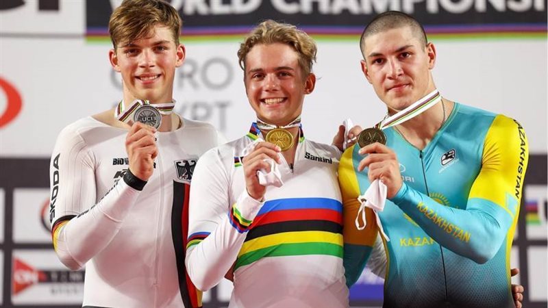 روسيا تتوج بذهبية