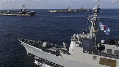 كوريا الجنوبية تختبر إطلاق صاروخ باليستي من غواصة