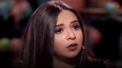 إيمي سمير غانم لوالديها: مسافرين تصوروا وراجعين