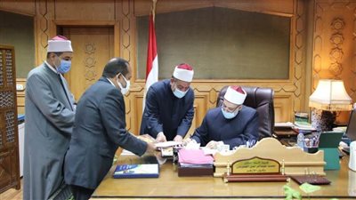 وكيل الأزهر يعتمد نتيجة الدور الثاني لشهادات القراءات