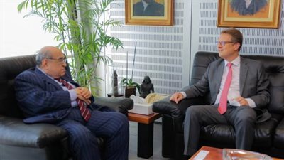 مدير مكتبة الإسكندرية يلتقي السفير الألماني بالقاهرة