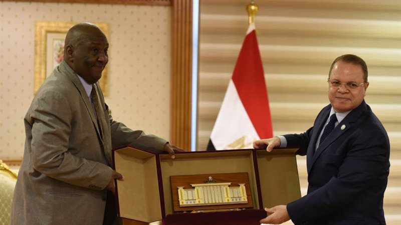 النائب العام يقدم