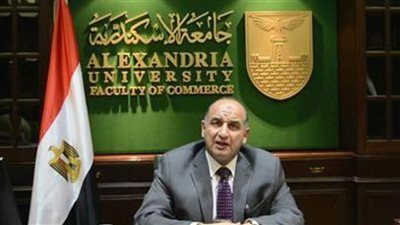 عميد تجارة الاسكندرية: تحديات جائحة كورونا تتطلب تفكيرا متعمقا لإدارة الموارد البشرية