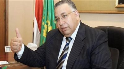 نقيب الأشراف ناعيا 