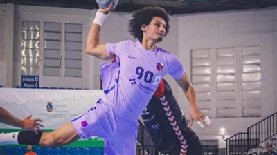 علي زين ينتظر الفائز من الأهلي والزمالك في كأس العالم لكرة اليد