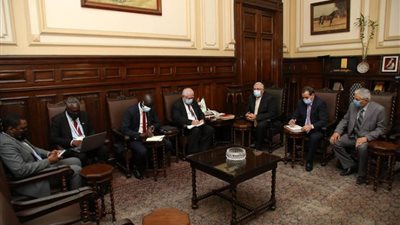 وزيرا الزراعة في مصر ونامبييا يبحثان تعزيز التعاون الزراعي بين البلدين 