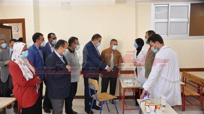 عضو اللجنة الطبية بمجلس الوزراء يوجه الشكر لإدارة جامعة كفر الشيخ