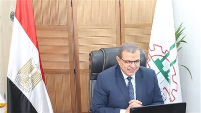 القوى العاملة: تعيين ١٢٠٨ شباب بالبحر الأحمر