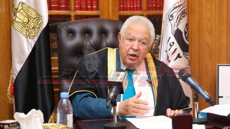 نقيب المحامين