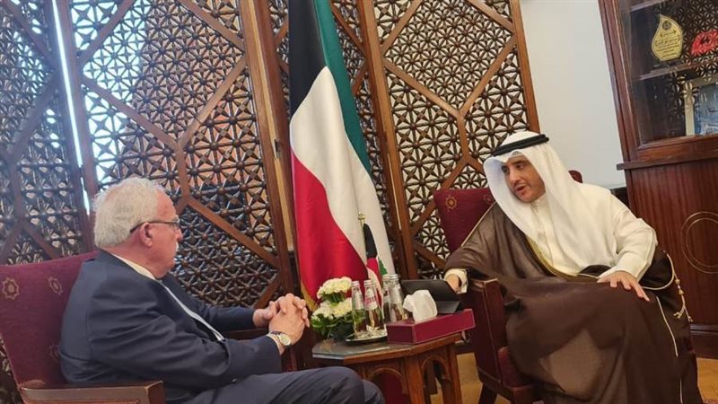 المالكي مع نظيره