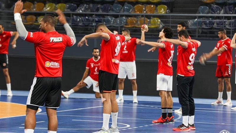 استعدادا يد الأهلي