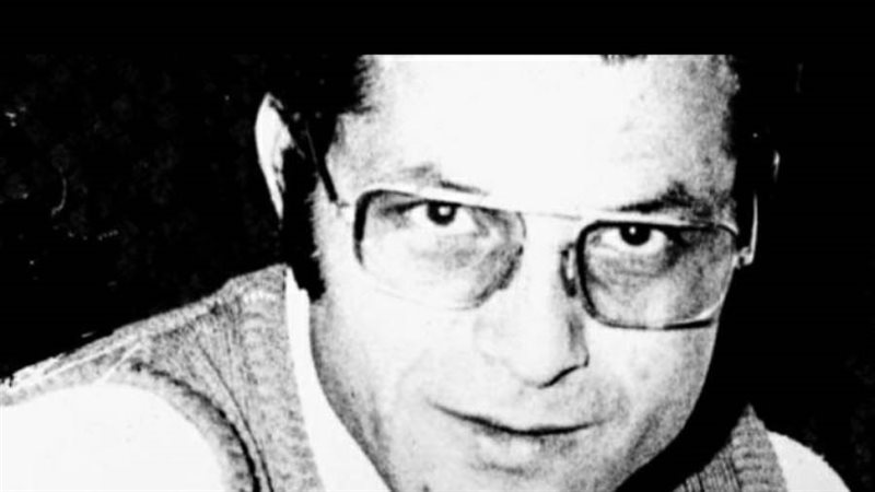 الشاعر الراحل زكي