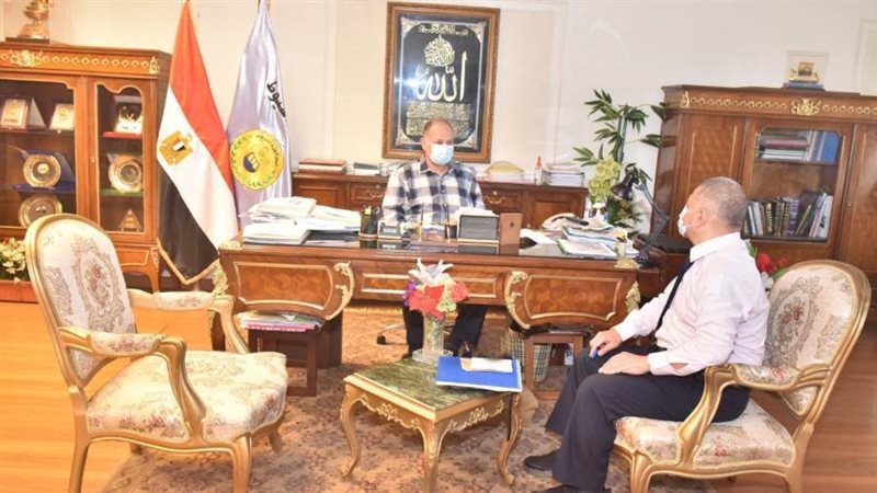 لقاء المحافظ بوكيل