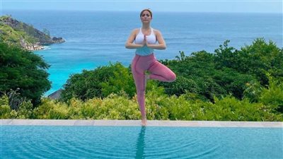 لماذا لم ترد نسرين طافش على انتقادات طالت صورها في سيشيل؟