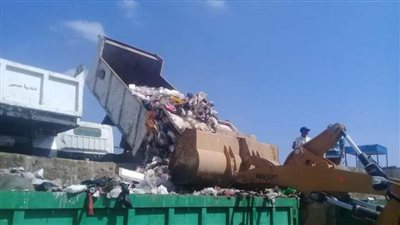 رفع ٢٦٠٠ طن قمامه ومخلفات وتراكمات خلال الحملات اليومية بالبحيرة