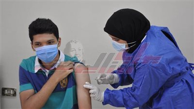 جامعة كفر الشيخ تطعيم طلابها مجانًا ضد فيروس 