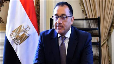 رئيس الوزراء يبحث مع عدد من المطورين العقاريين آليات تنظيم السوق العقارية