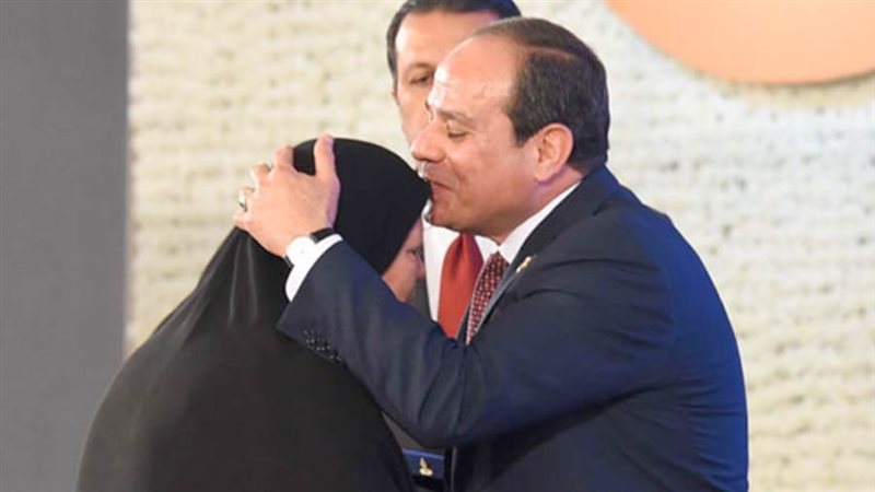 الرئيس السيسي والمرأة