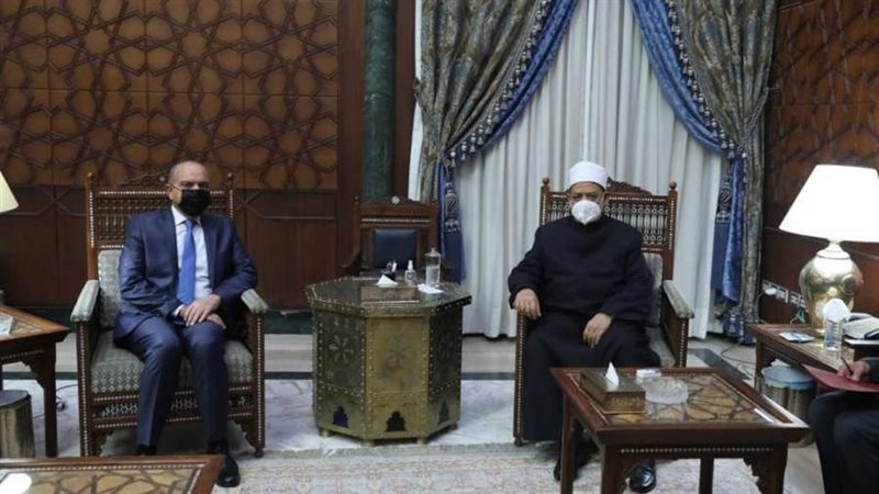 شيخ الأزهر وسفير