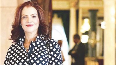 الرئيس التونسي يعفي وزيرة الشباب والرياضة من منصبها