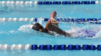 روسيا وايطاليا يتصدران منافسات السباحة  لفردي الشباب ببطولة العالم للخماسي الحديث