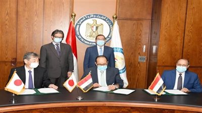 مذكرة تفاهم مع تويوتا اليابانية لتقييم فرص انتاج الأمونيا الزرقاء فى مصر