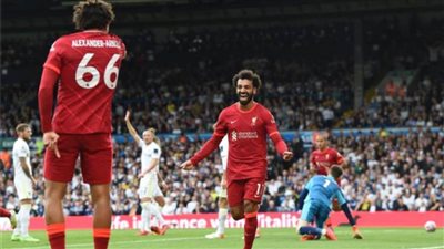 سيمون جوردان: من المنطقى منح محمد صلاح زيادة كبيرة في الراتب