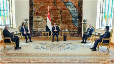 الرئيس السيسي يؤكد حرص مصر على مواصلة تطوير التعاون مع العراق 