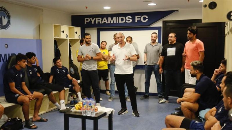 تاكيس جونياس