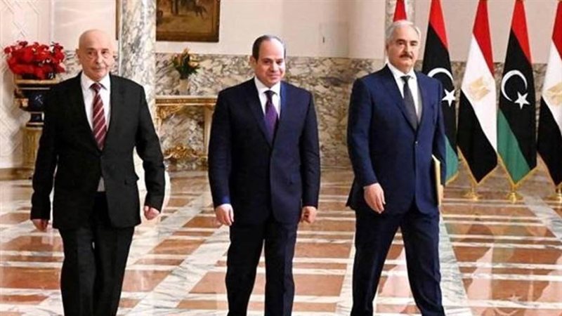 الرئيس السيسي يتوسط