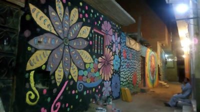 محافظ القاهرة يكرّم طالبة عين شمس التي جمَّلت شارعها