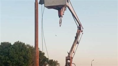 محافظ المنيا يوجه بإصلاح أعمدة الإنارة بطريق كوبري أبو شناف