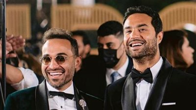 أحمد فهمي يكشف تطورات الحالة الصحية لشقيقه كريم 