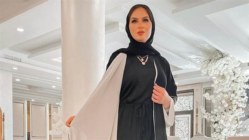 عباءة خليجي