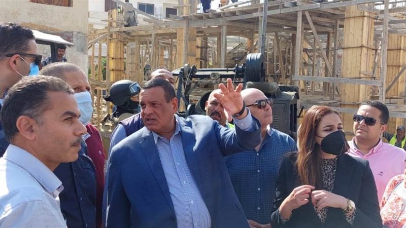 محافظ البحيرة يتفقد