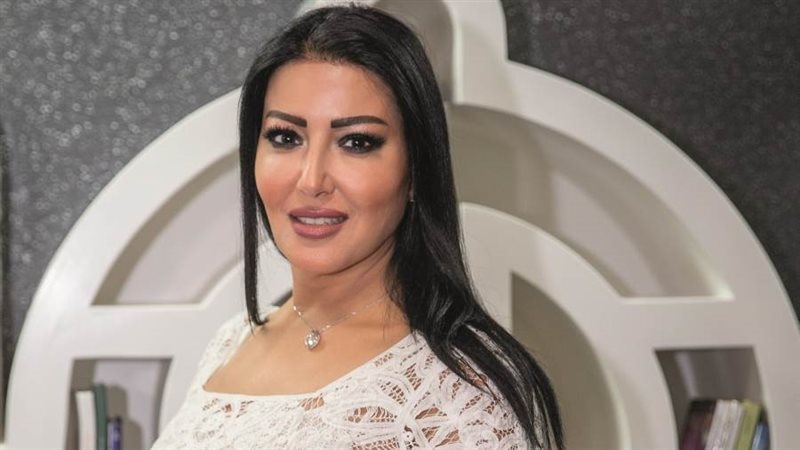 سمية الخشاب