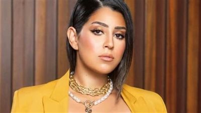 آيتن عامر ترد على رسائل التهديد: البلد دى فيها قانون