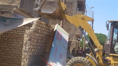 إزالة 43 حالة تعدٍّ على نهر النيل خلال حملة مكبرة بمركز منفلوط