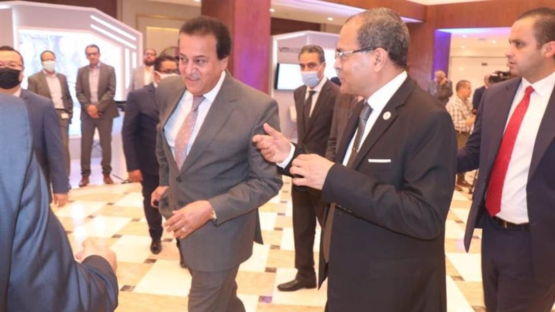 من جانب المشاركه