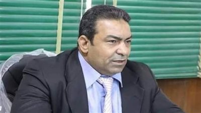 تكريم وكيل وزارة التعليم بالوادي الجديد لحصوله على المركز الأول