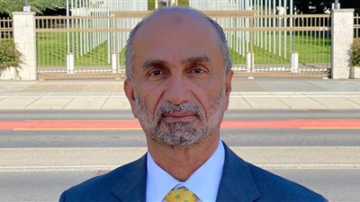 رئيس المجلس العالمي للتسامح والسلام يدعو إلى وقف التمييز 