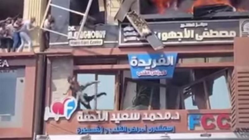 لحظة هروب المواطنين