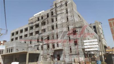  رئيس مدينة بيلا بكفر الشيخ يستعرض محتويات المستشفى المركزي الجديدة