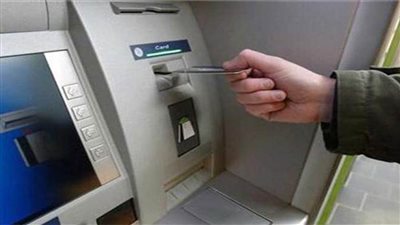 بيان عاجل.. حقيقة خصم أموال عن عمليات السحب من ماكينات الصراف الآلي