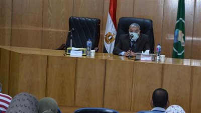 تسليم قروض صغيرة ومتوسطة لـ 65 منتفعا من الشباب والسيدات المعيلات بالمنيا