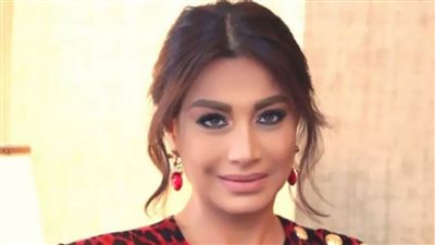  بسمة وهبة تهاجم الخطيب.. 