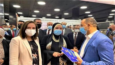 وزيرة التجارة ونظيرتها الأردنية تفتتحان معرض المنتجات المصرية بالعاصمة عمان 